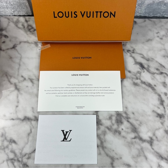 Louis Vuitton x Yayoi Kusama Zippy Wallet Epi Leather In Jaune Noir - Picture 15 of 16